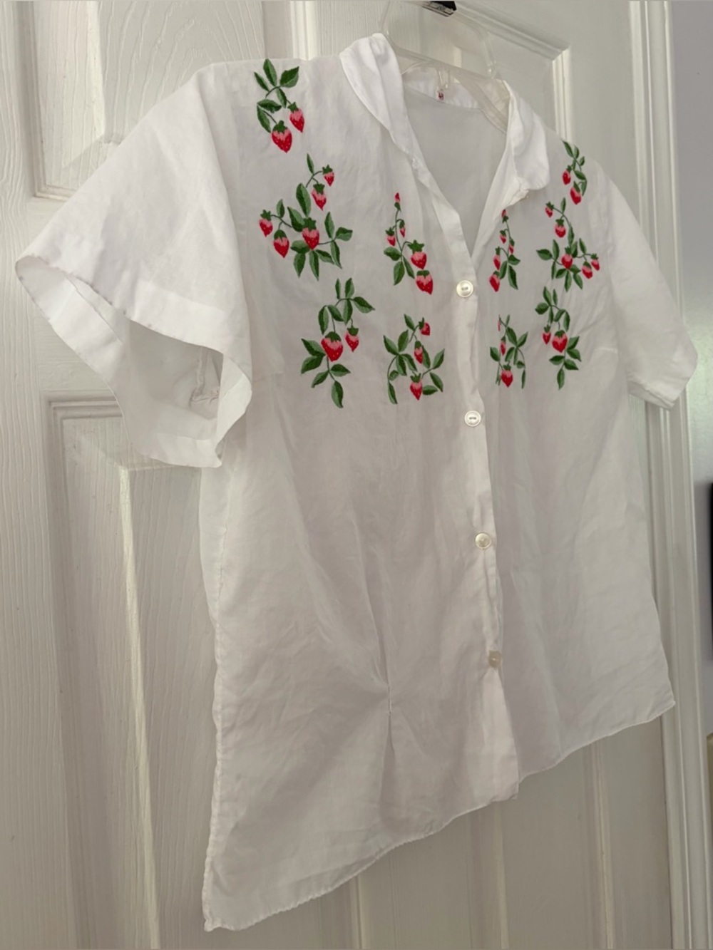 White Button-Up Blouse with Red Strawberry Embroidery - Picture 4 of 7